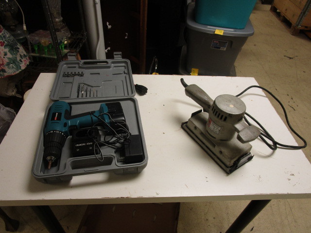 lot 539 image: BLACK & DECKER FINISHING SANDER AND COLEMAN POWERMATE CORDLESS DRILL