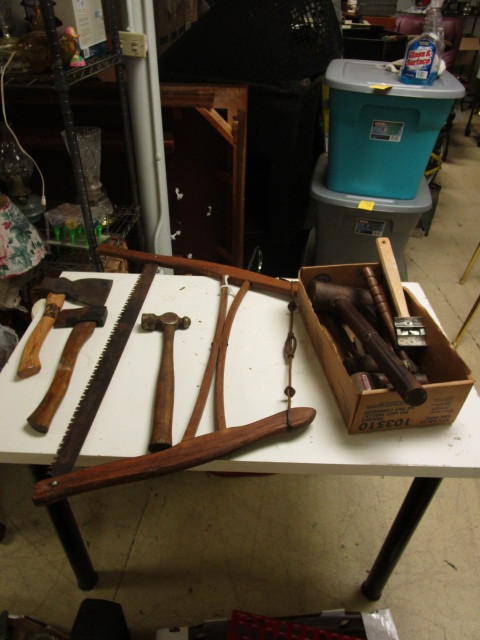 lot 543 image: HAMMER, HATCHETS AND SAW