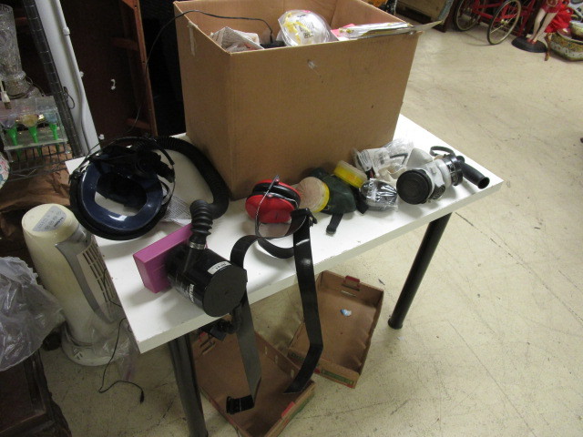 lot 563 image: BOX OF PERSONAL PROTECTIVE EQUIPMENT