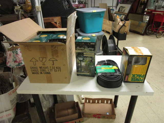 lot 574 image: GARDEN LIGHTING SUPPLIES