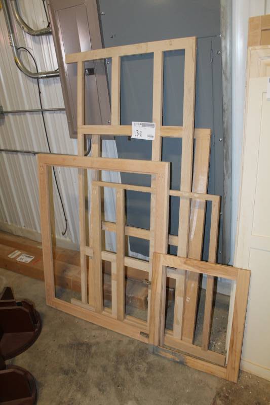 lot 31 image: Lot of (5) Cabinet Doors Surrounds