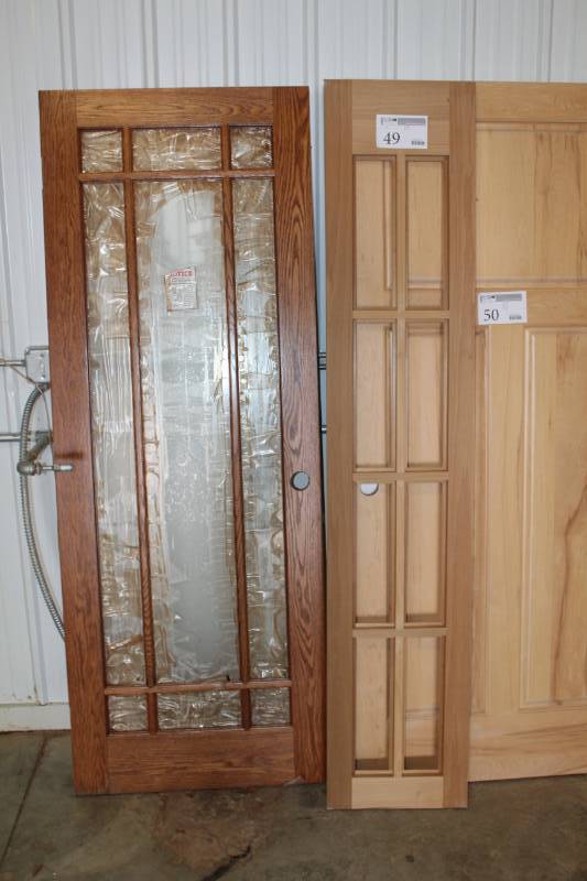 lot 49 image: Lot of (2) Glass Panel House Entry Doors