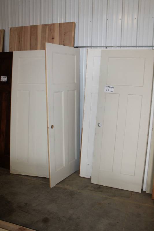 lot 43 image: Lot of (3) 3-Panel House Interior Molded Primed Doors