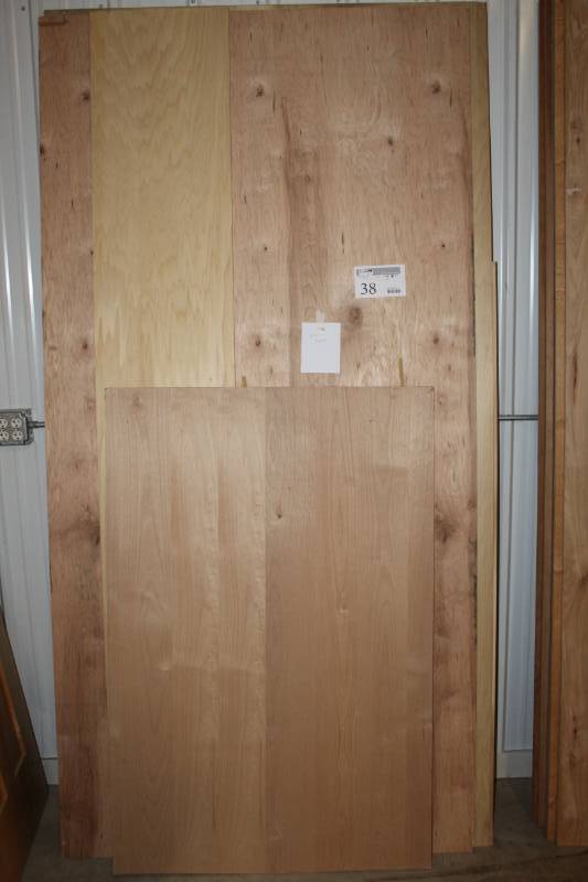 lot 38 image: Lot of (9) 4 x 8 plywood, misc woods and thicknesses