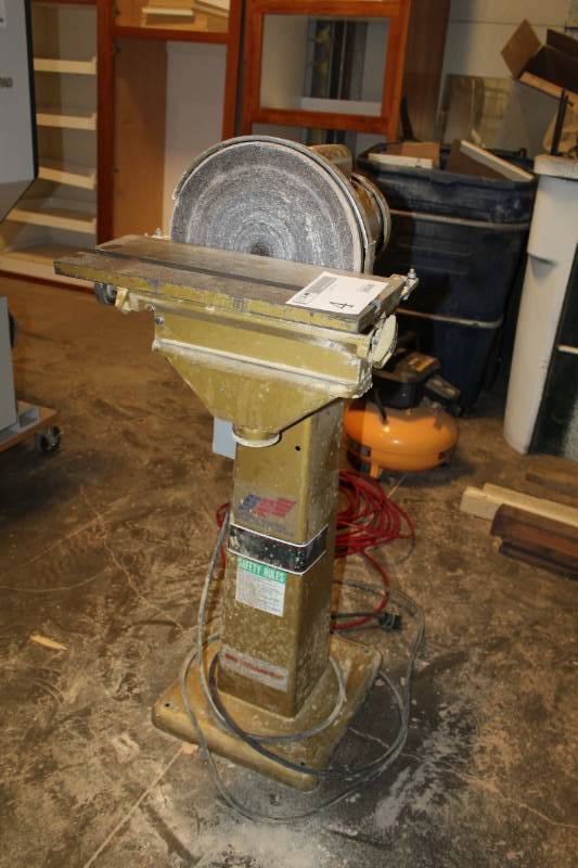 lot 4 image: Powermatic Grinding Table with Baldor Industrial Motor