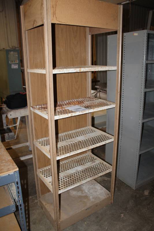 lot 98 image: 4-Tier Bookshelf with metal shelves