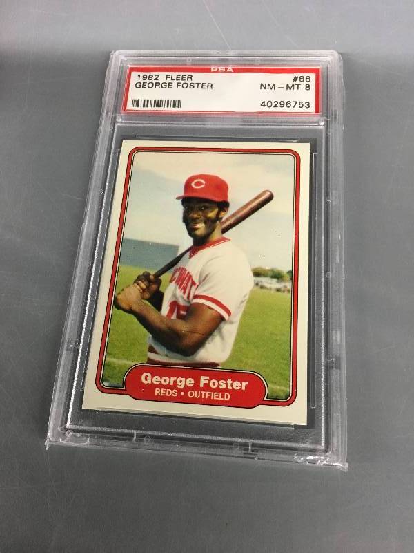 lot 482 image: 1982 Fleer George Foster Card 8 Mint