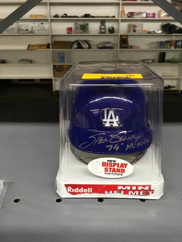 lot 486 image: Steve Garvey 1974 NL MVP Autographed LA Dodgers Mini Helmet