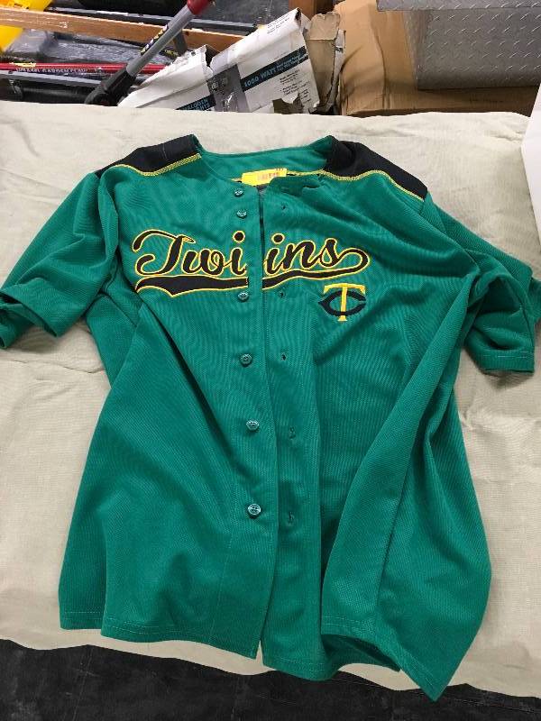 lot 539 image: Minnesota Twins Jersey Size Large