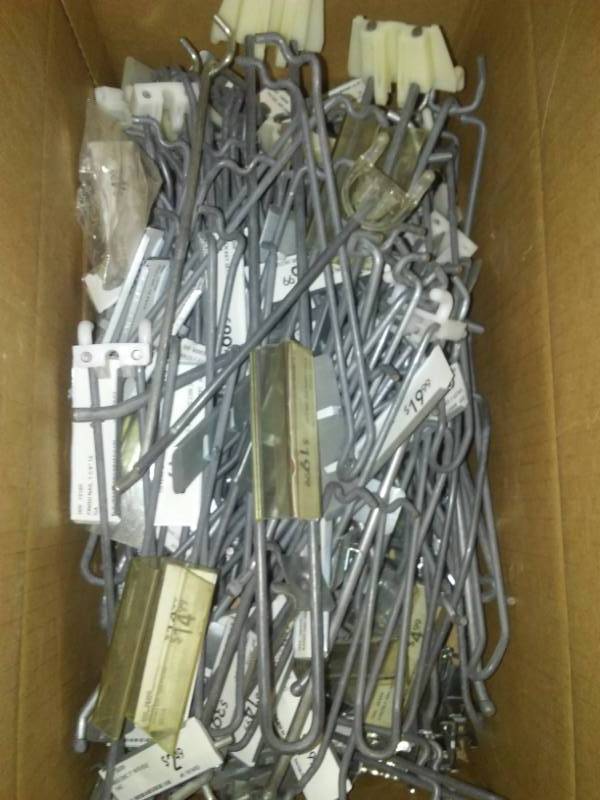 lot 45 image: Traditional pegboard hooks, variety - 4 dozen.