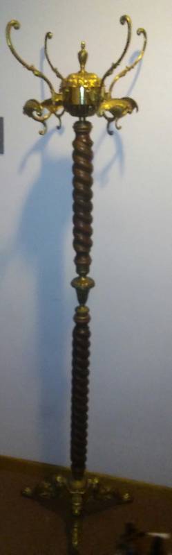 lot 90 image: Wood and Brass Hall Tree.