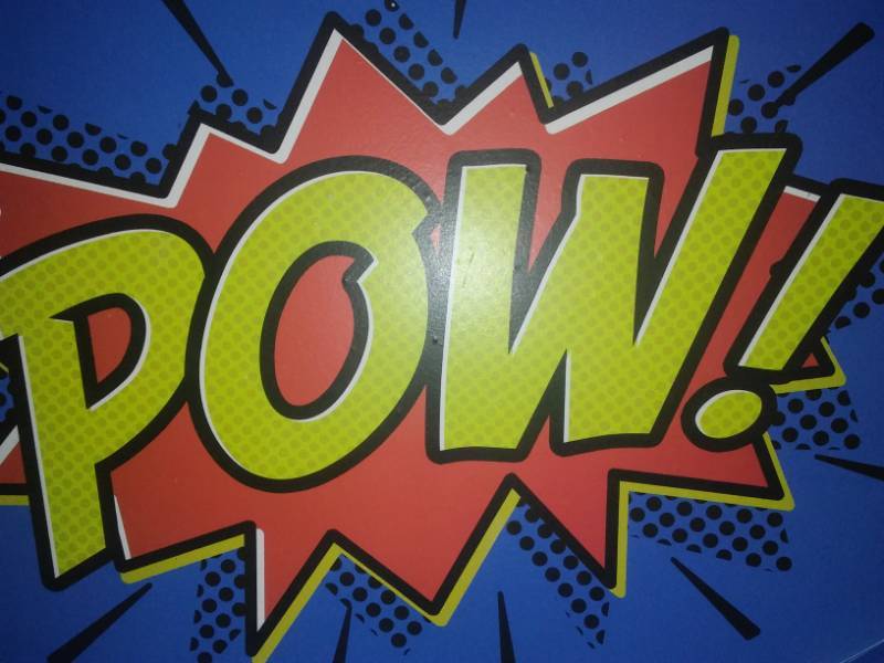 lot 158 image: POW DC Comics Batman, 3D Wall Hanging or Tray  NEW