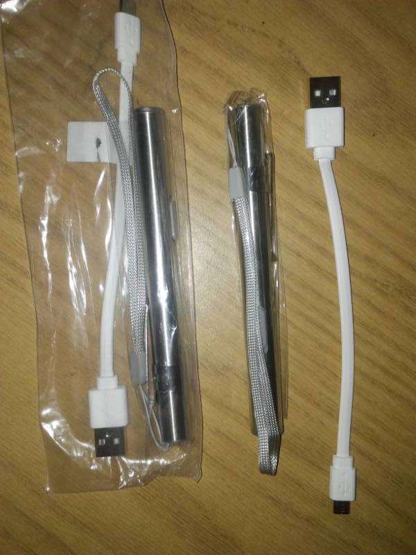 lot 188 image: LED Rechargeable Pen light (2)