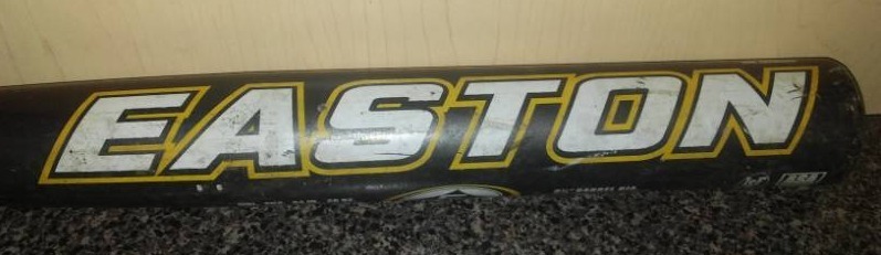 lot 196 image: EASTON HAMMER 34 in. softball bat