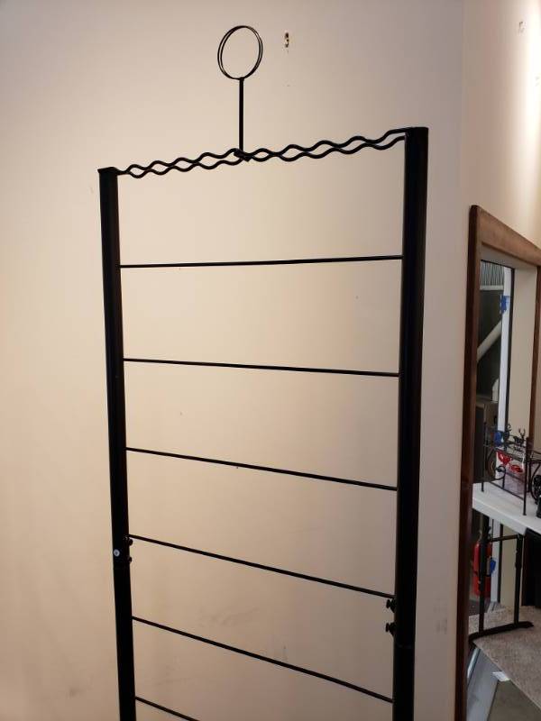lot 206 image: Large 7 Metal Two-Sided Display  Retail Rack Fixture w Accessories