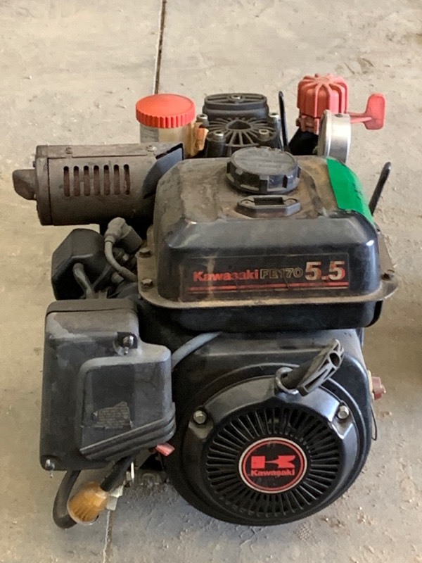 lot 29 image: Kawasaki Gas Engine With Pump Motor