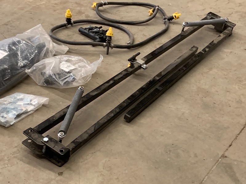 lot 30 image: Unused Boom Sprayer Kit