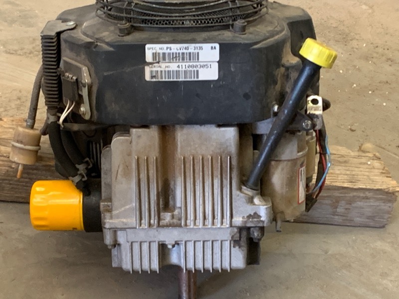 lot 14 image: Kohler Lawn Mower Engine