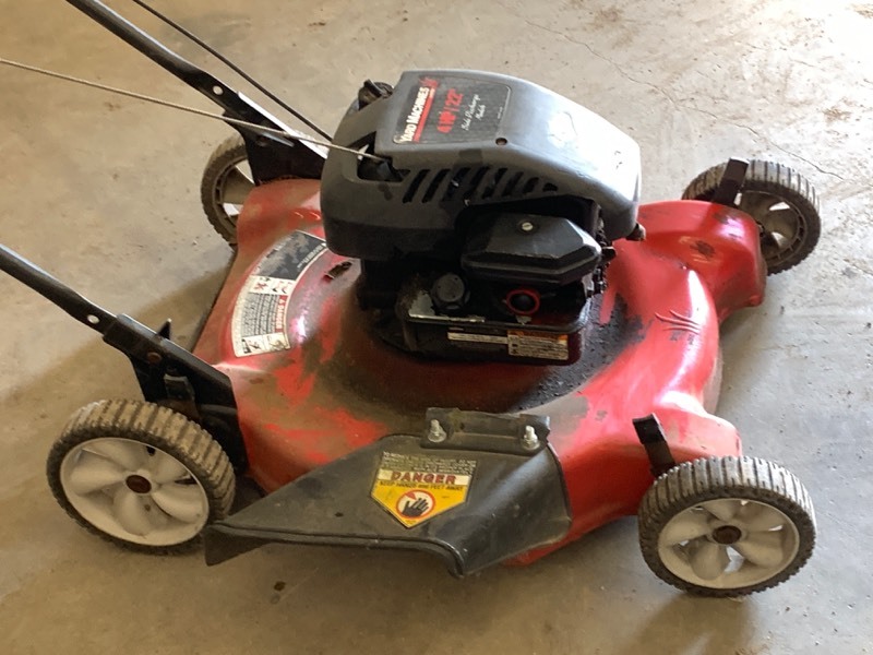 lot 5 image: Yard Machines 22 Push Mower