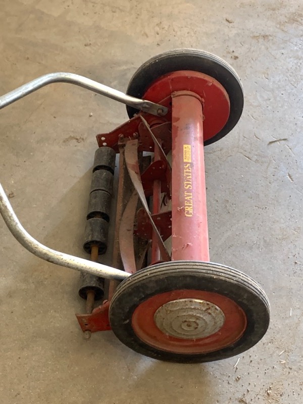 lot 20 image: Great States Reel Mower