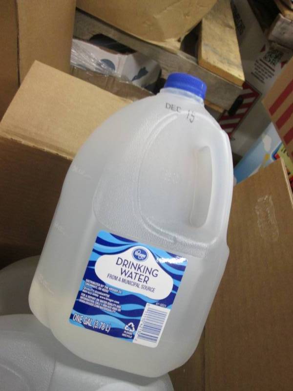 lot 37 image: 3 Cases of 4 Gallons Kroger Drinkin...