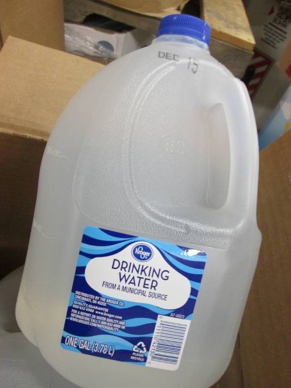 lot 39 image: 3 Cases of 4 Gallons Kroger Drinkin...