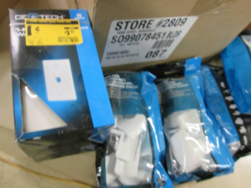 lot 107 image: 2- 5pks CE 1 Port White Wall Plates...