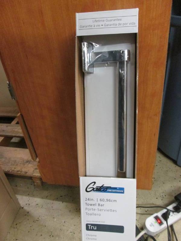 lot 132 image: Gatco Tru Chrome 24 inch Towel bar ...