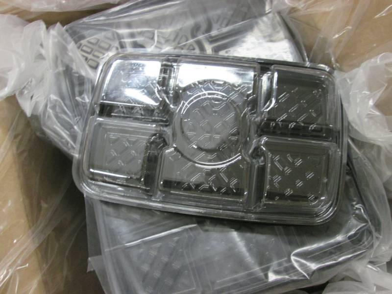 lot 177 image: Case of 100 Sets Rigid Fruit & Deli...