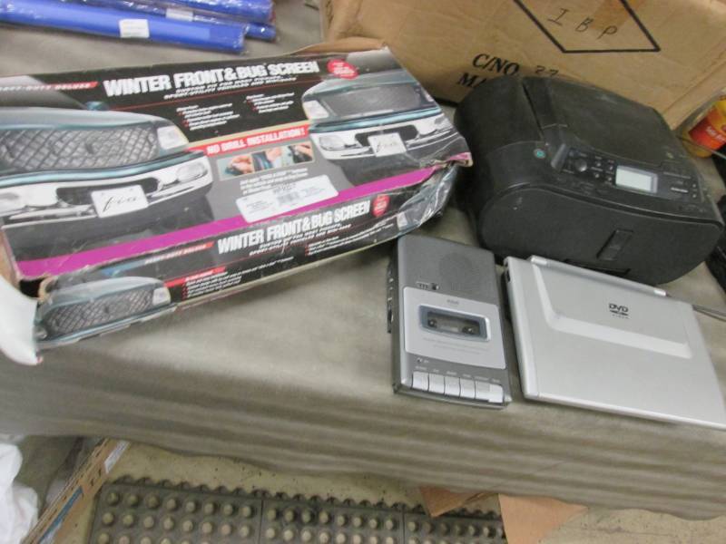 lot 217 image: Cassete Player, CD Player Radio Ala...
