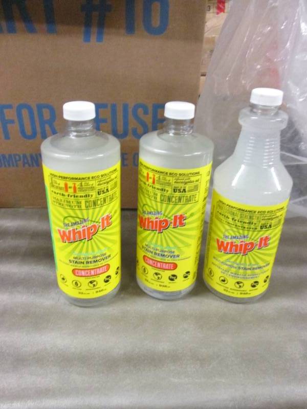 lot 257 image: 3- 32oz Bottles Whip-It Plant Base ...