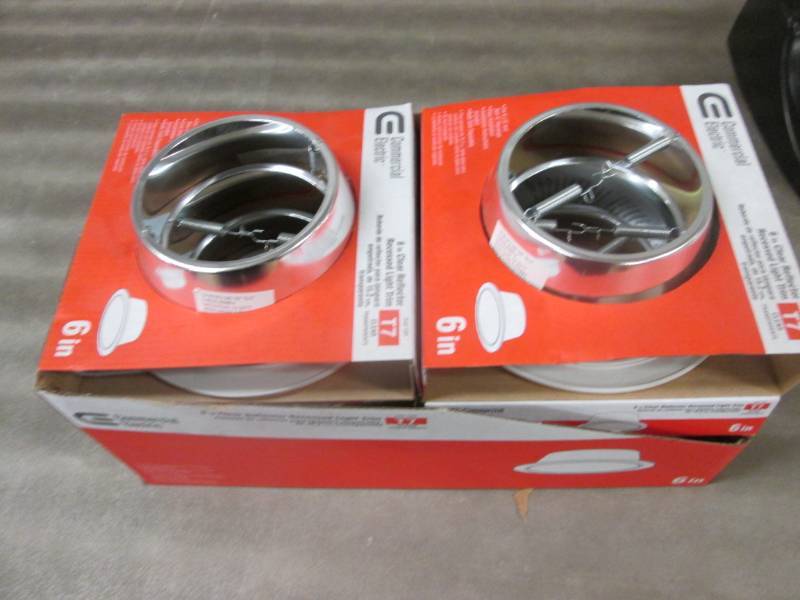 lot 279 image: 8 Commercial Electric 6 inch Clear ...