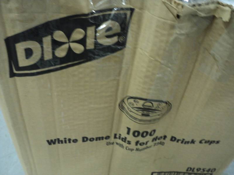 Dixie case of 1000 white dome lids ...