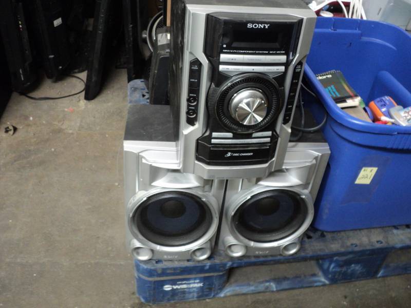 Sony with speakers Powers On...