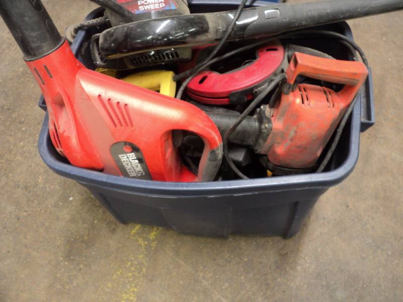 Tub of Tools untested...
