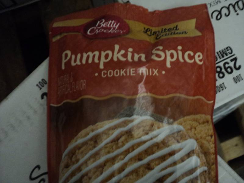 Lot of 2 Cases Pumpkin Spice Cookie...