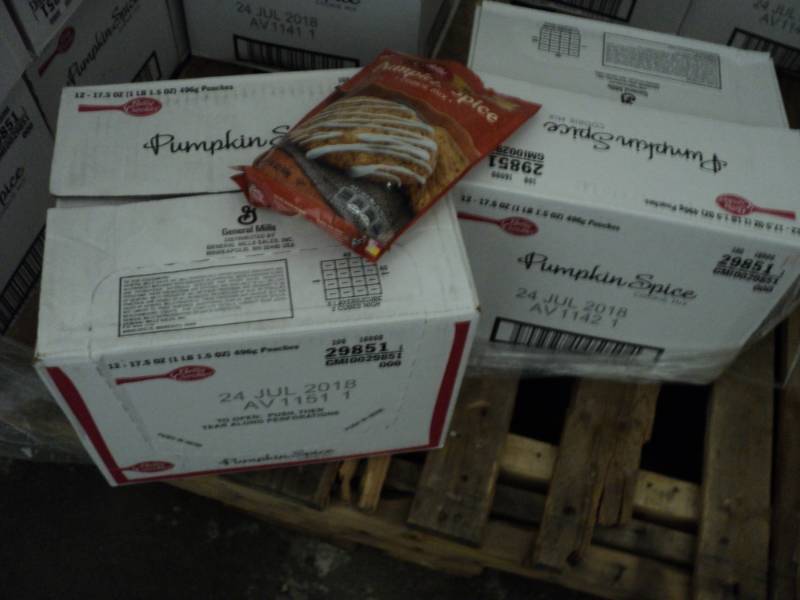 Lot of 2 Cases Pumpkin Spice Cookie...