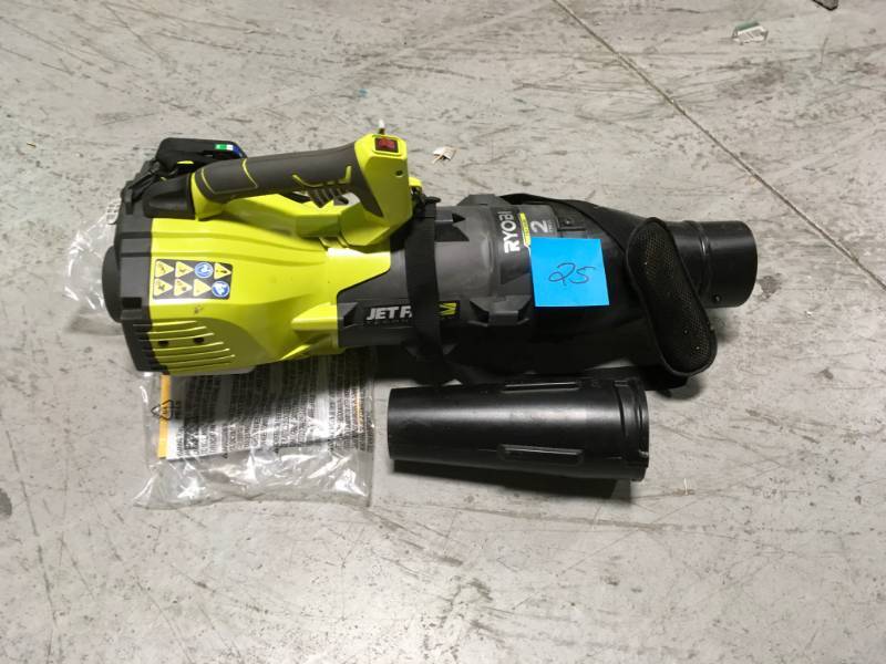 RYOBI 160 MPH 520 CFM 25cc Gas Jet Fan Blower in good condition
