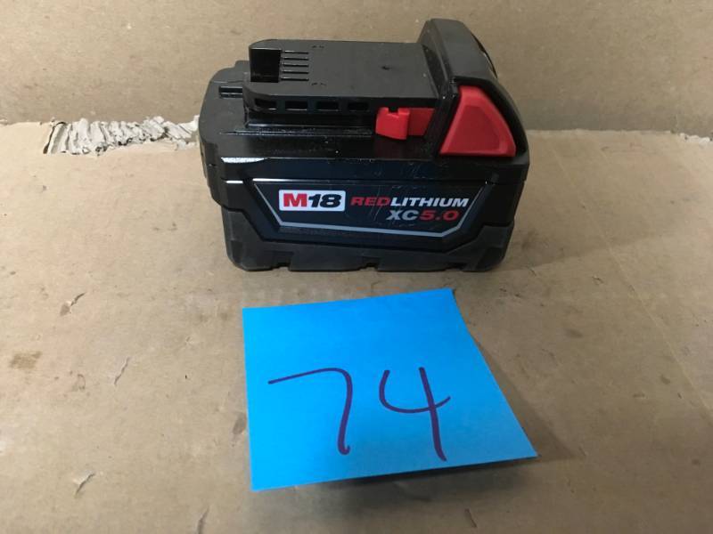 Milwaukee M18 18-Volt Lithium-Ion XC Extended Capacity Battery Pack 5.0Ah in good condition