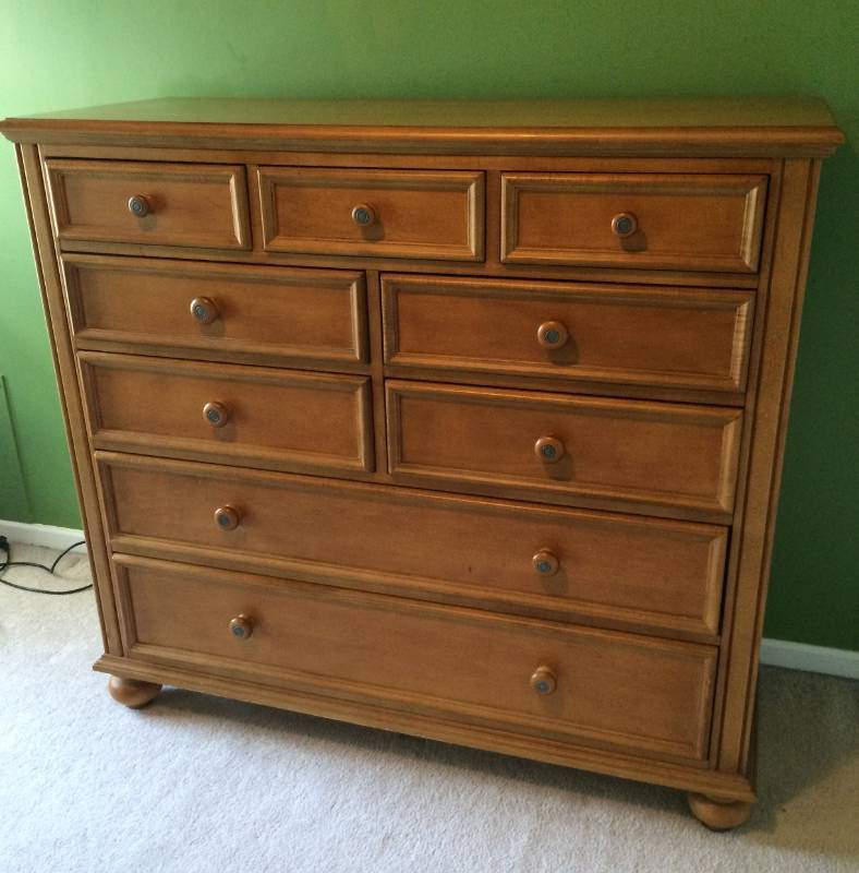 Gorgeous High Quality Ethan Allen Country French Empire Style