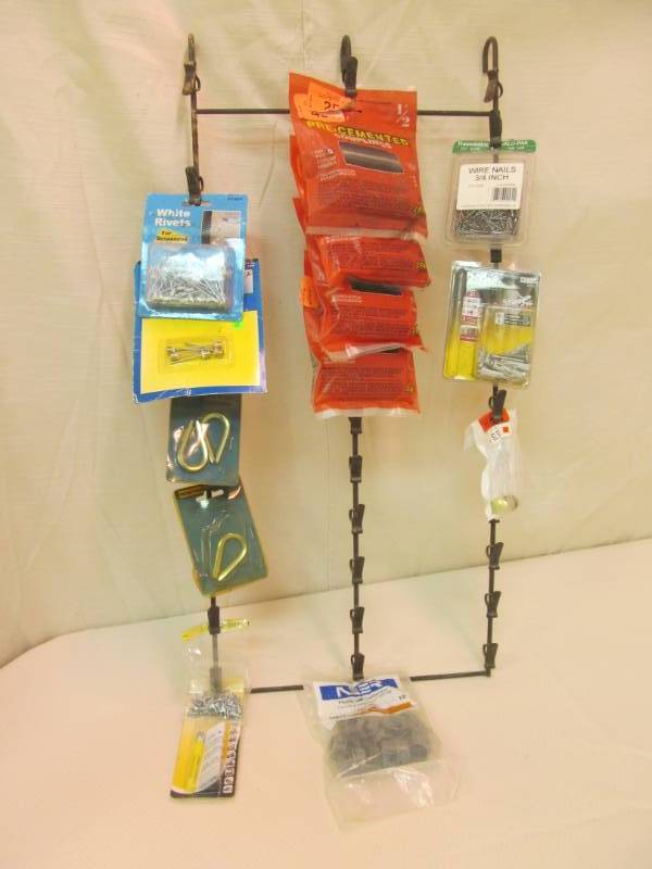 lot 10 image: retail bag hanger, hardware