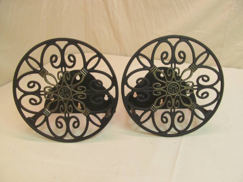 lot 15 image: cast iron hose hangers