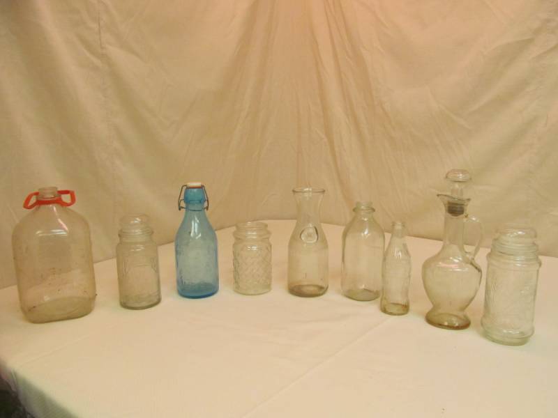lot 23 image: vintage bottles