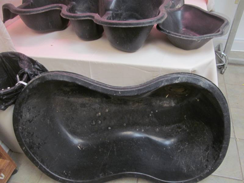 lot 92 image: pond waterfall molds