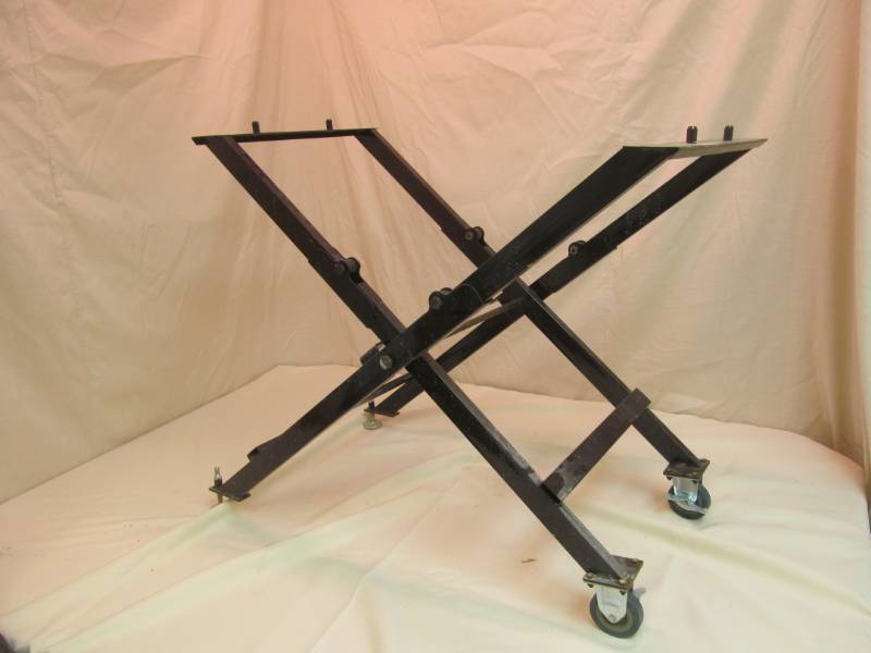 lot 103 image: metal work table