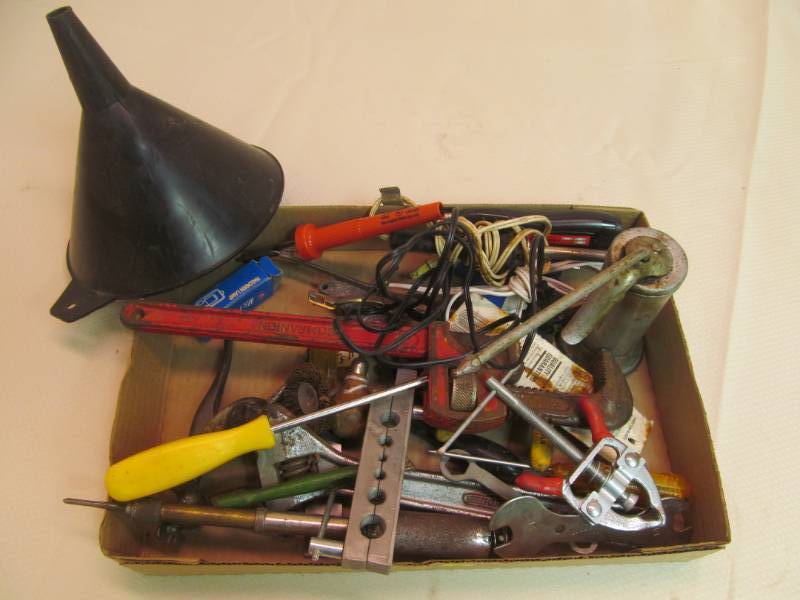 lot 153 image: Tools- Wood Burning Tools, Funnel Oil Squirt Can