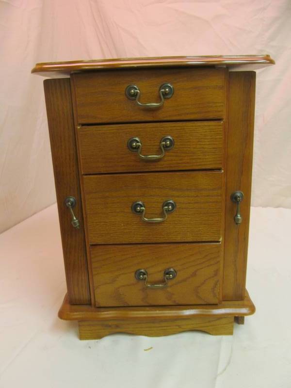 lot 189 image: Wood Jewelry Cabinet