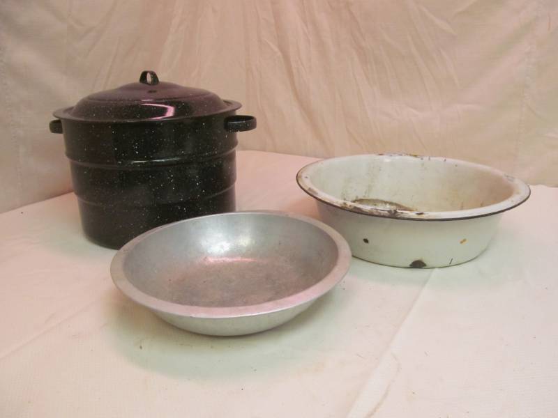 lot 193 image: Enamel Basin, Aluminum Basin, Black Speckled Enamel Canner