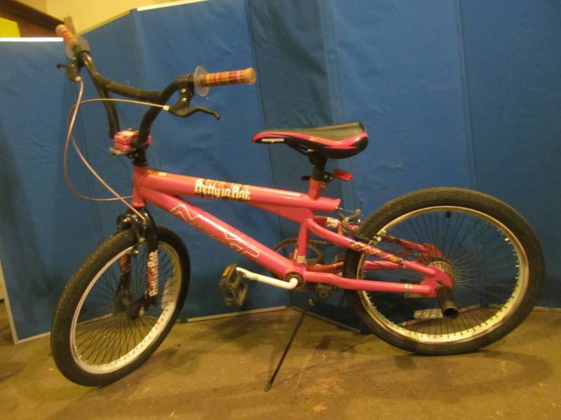 lot 219 image: Mongoose Pink Bicycle