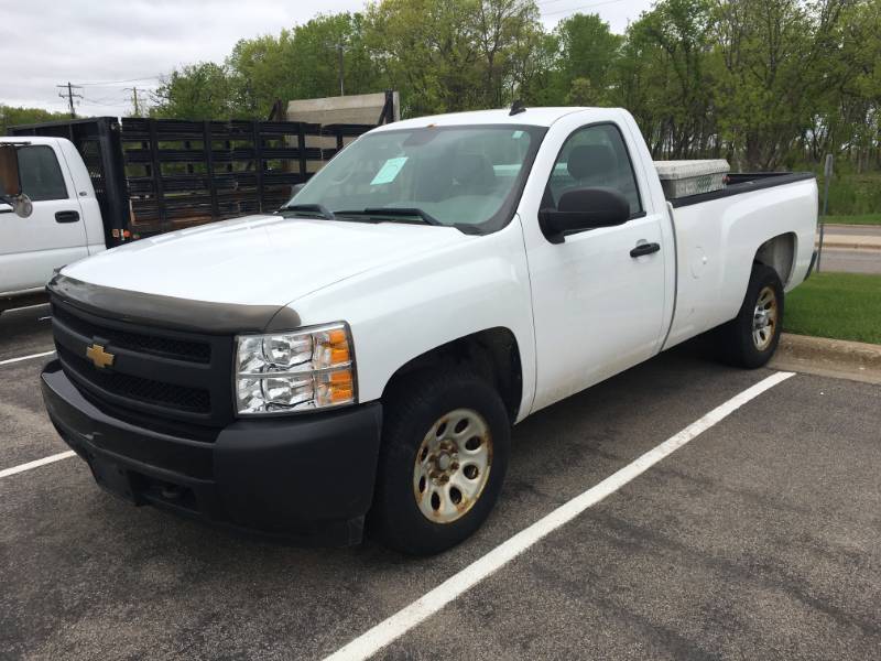 2008 CHEVY SILVERADO - 1500 PV 4X4 - 5.3 L - VORTEC - WEATHER GUARD TOOL BOX  - (#1405)